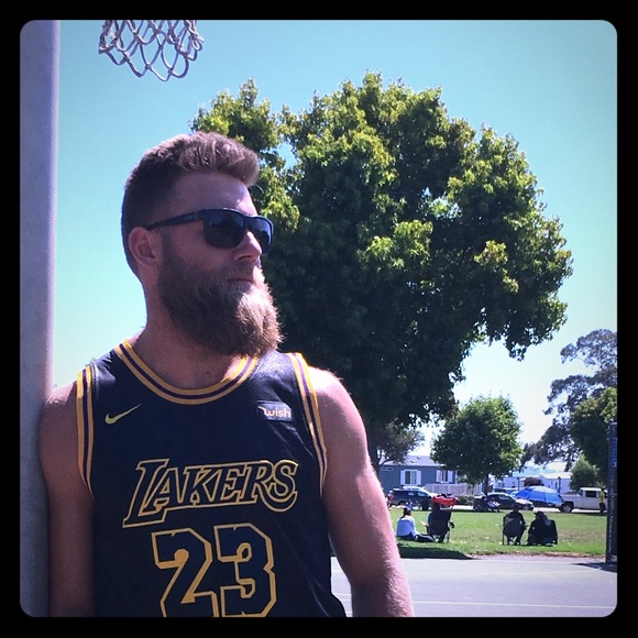 ⚡️Just In!⚡️New Sports Gear! Come Check it Out! - Picture 1 of 3